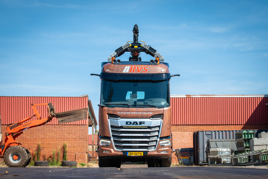 Bakker Bedrijfswagens - Rijplaten Verhuur Salland 9.jpg